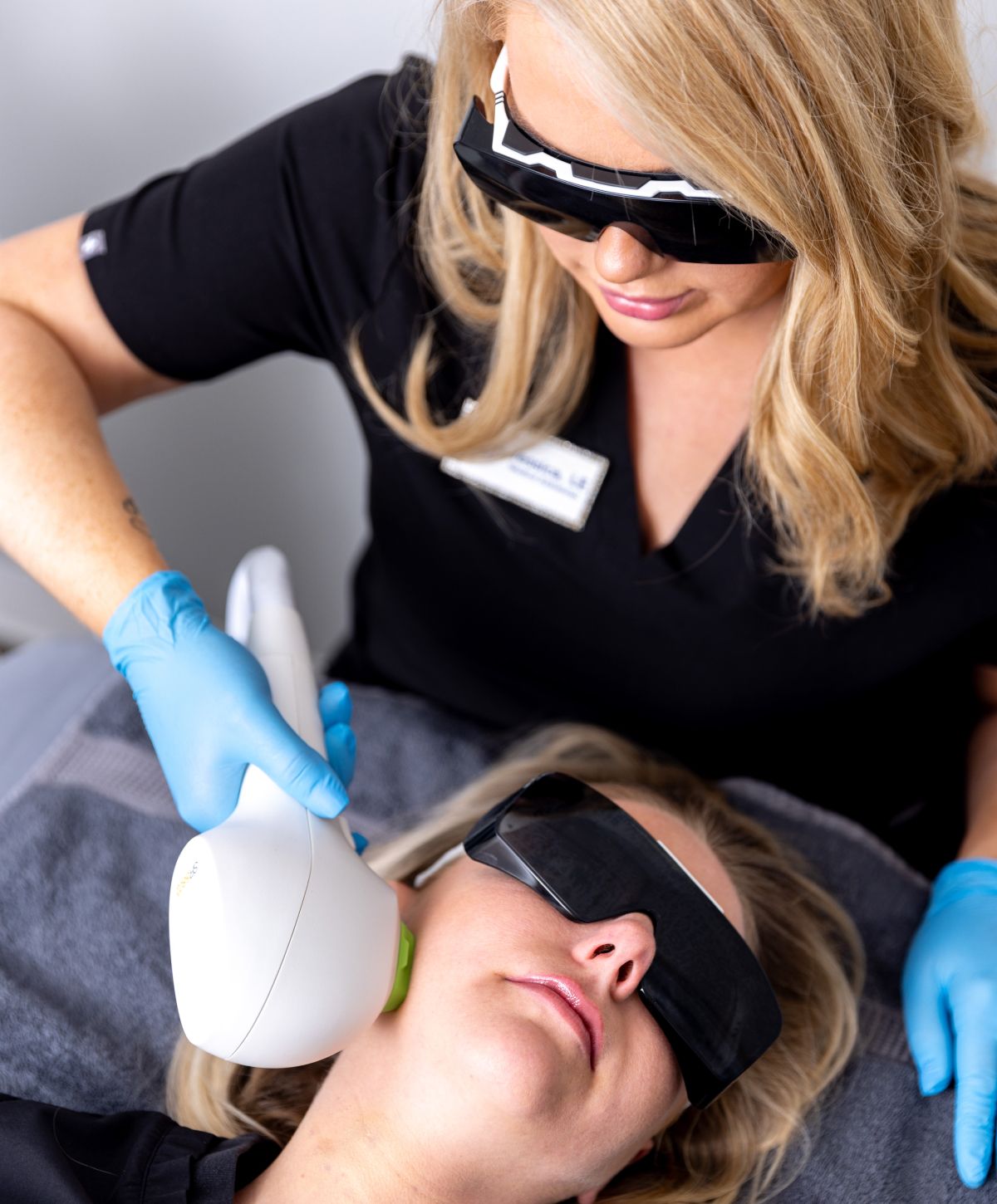 Franklin laser treatment patient and practitioner