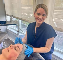 franklin med spa patient and practitioner mid treatment